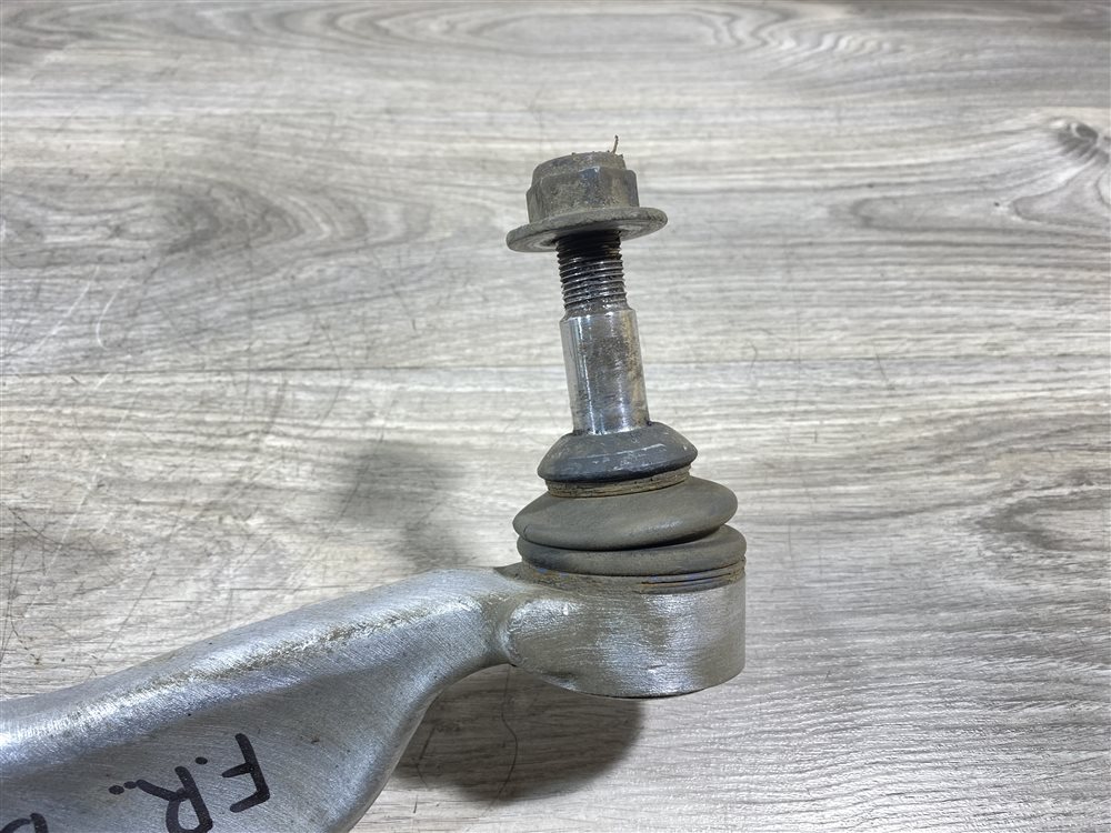 Рычаг передний нижний, 2000 рублей, Севастополь