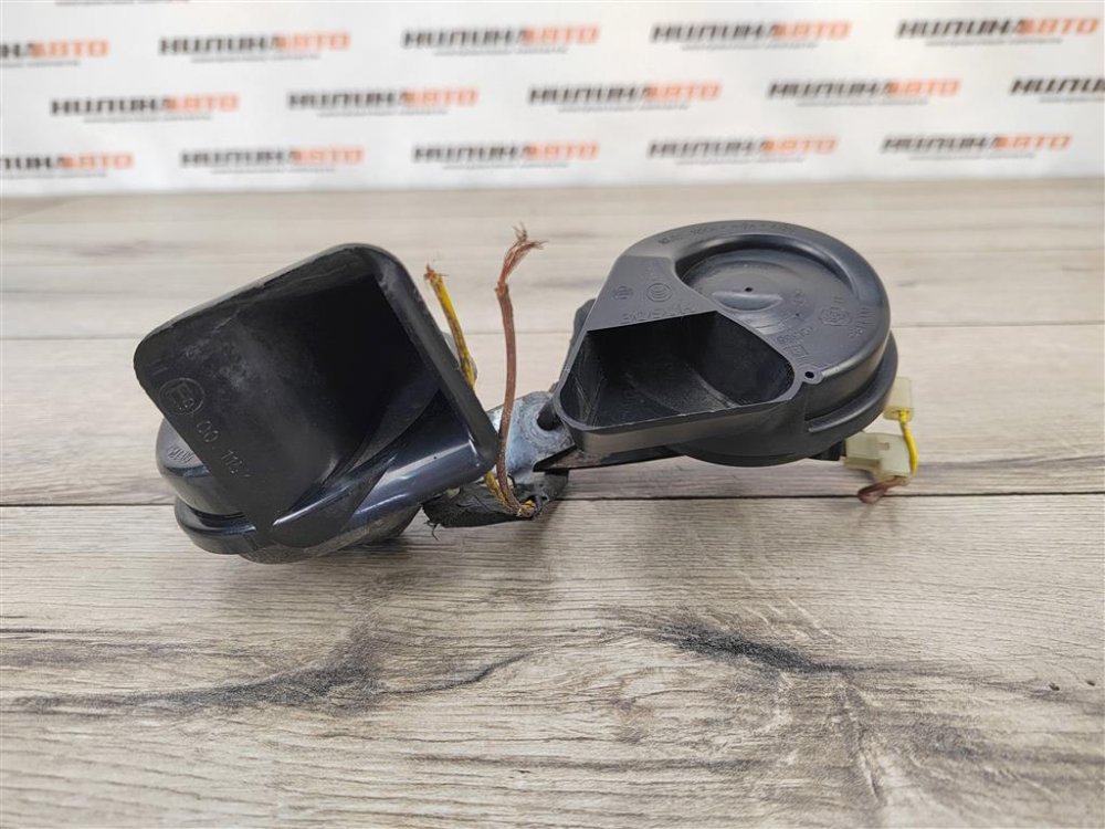 Звуковой сигнал, 2000 рублей, Москва