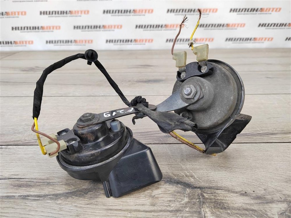 Звуковой сигнал, 2000 рублей, Москва