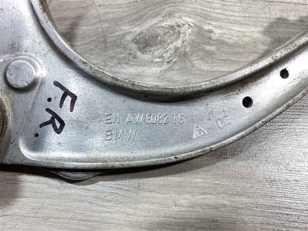 Рычаг передний верхний, 1500 рублей, Севастополь