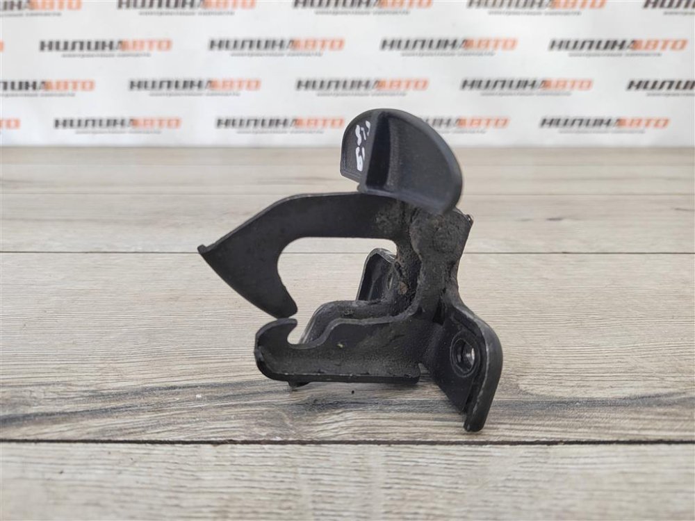 Замок капота, 500 рублей, Москва