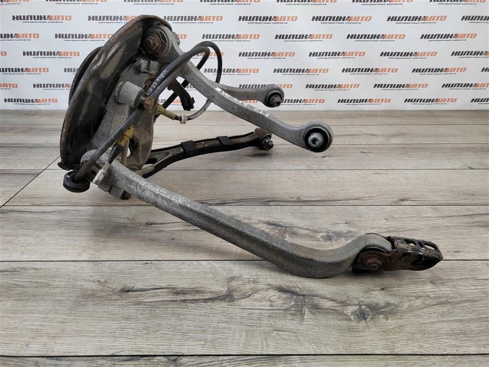 Кулак задний, 2000 рублей, Москва