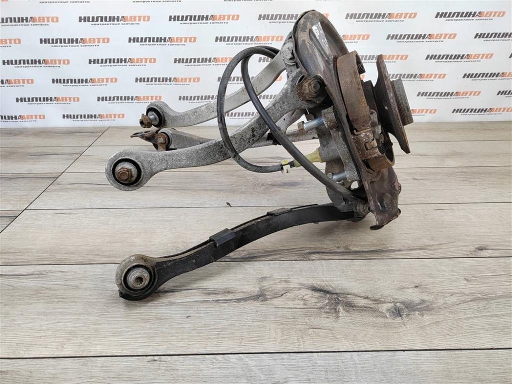 Кулак задний, 2000 рублей, Москва