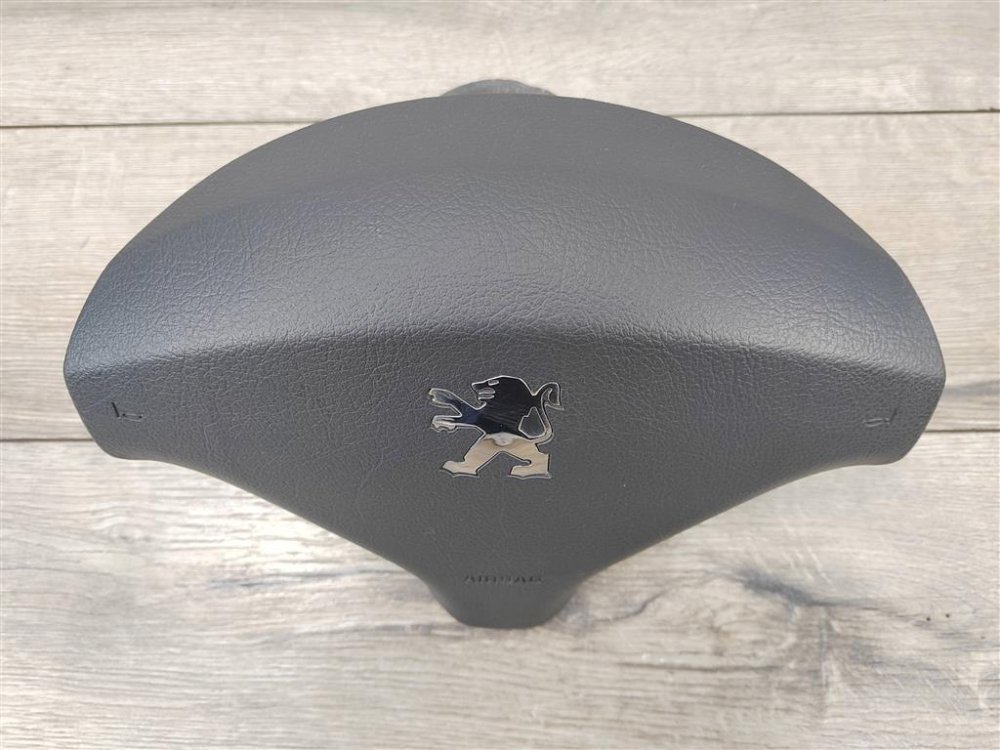 Подушка безопасности в руль, 3000 рублей, Москва