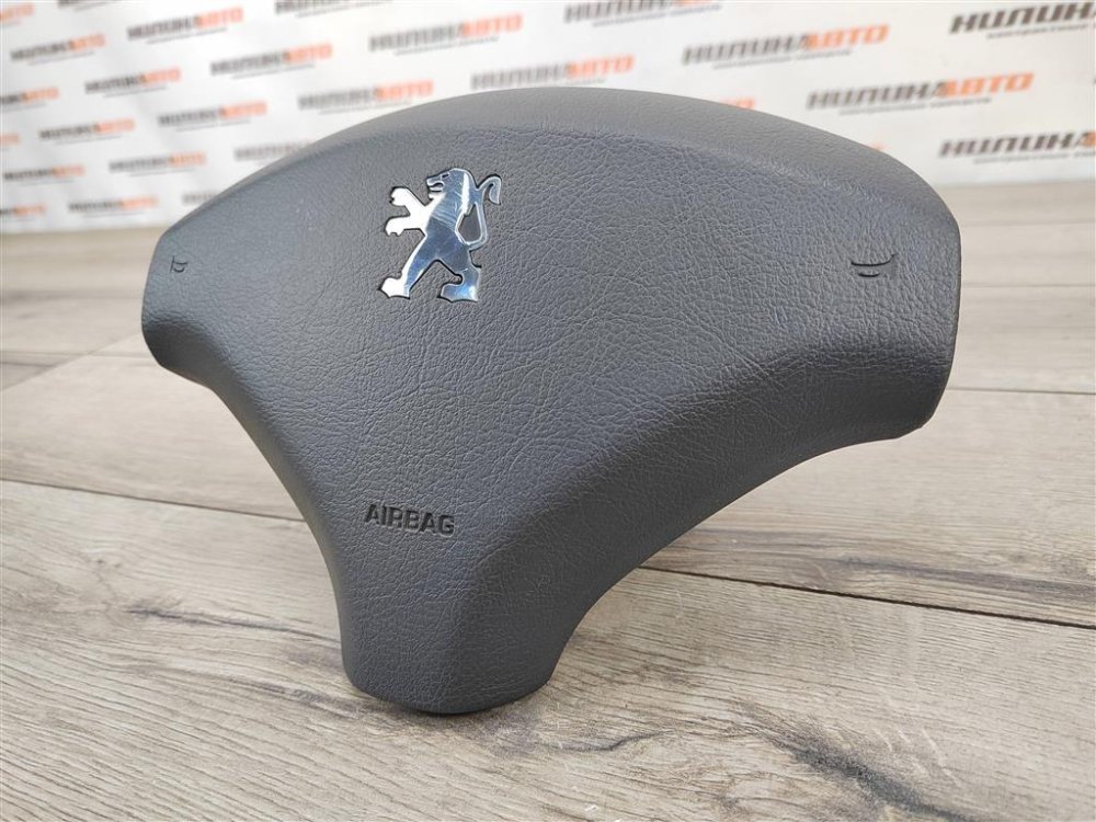 Подушка безопасности в руль, 3000 рублей, Москва