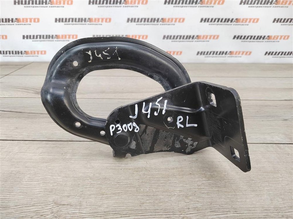 Петля крышки багажника, 500 рублей, Москва