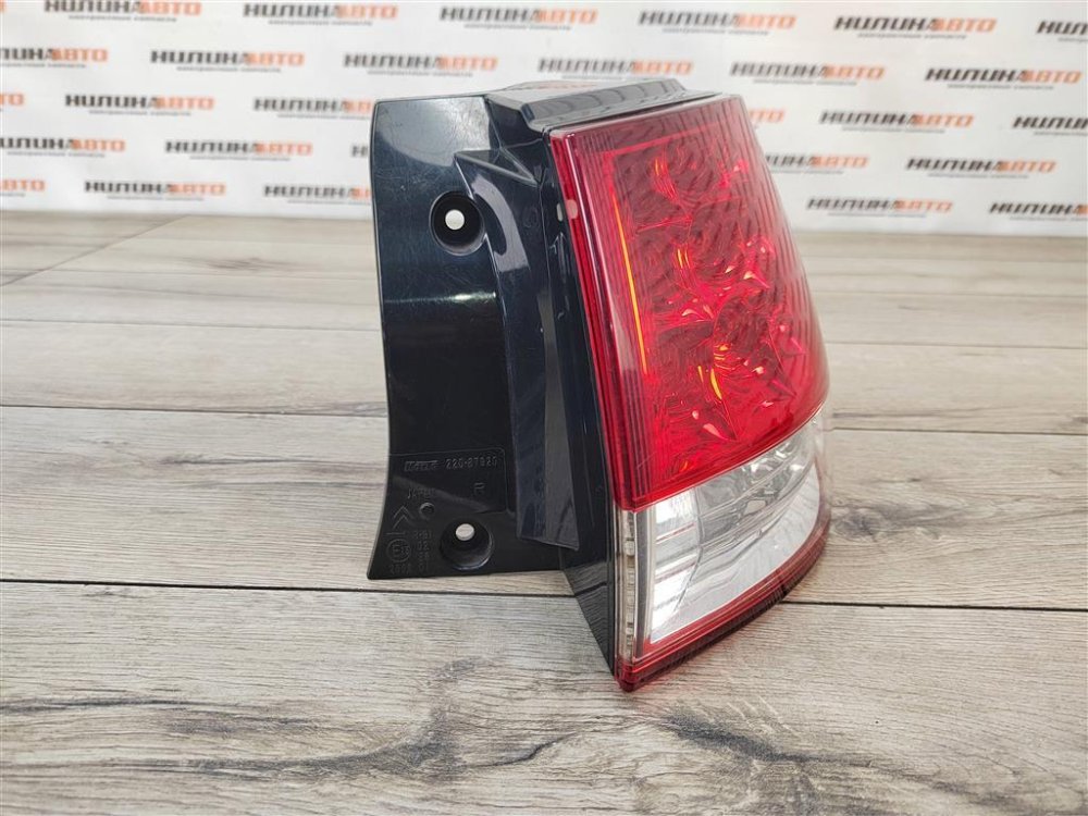 Фонарь в крыло, 11000 рублей, Москва