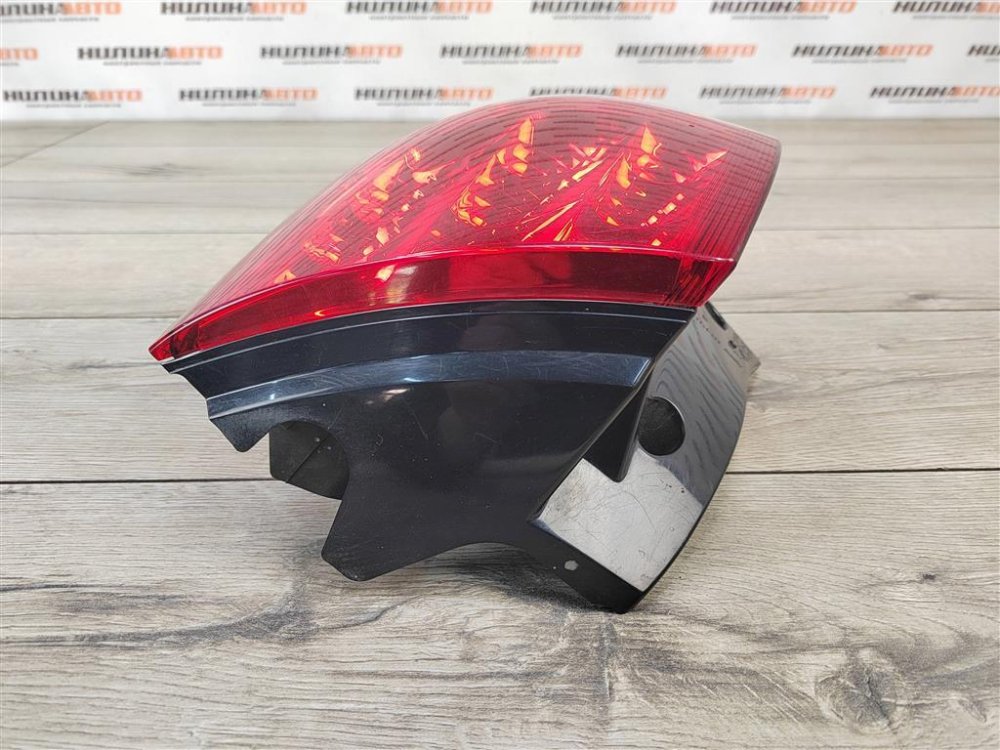 Фонарь в крыло, 11000 рублей, Москва