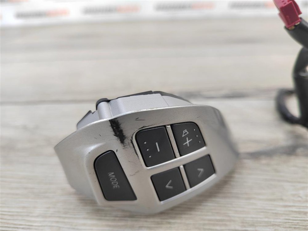 Кнопки на руль, 2000 рублей, Москва