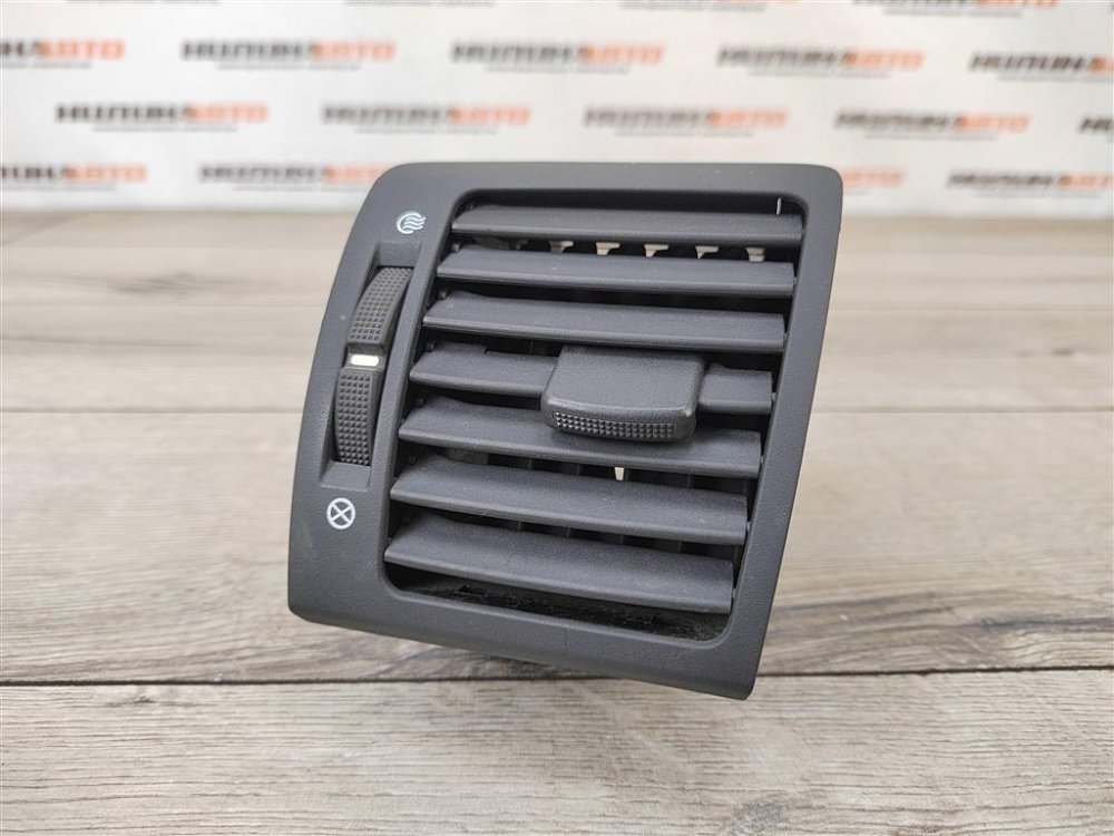 Дефлектор в торпедо, 500 рублей, Москва