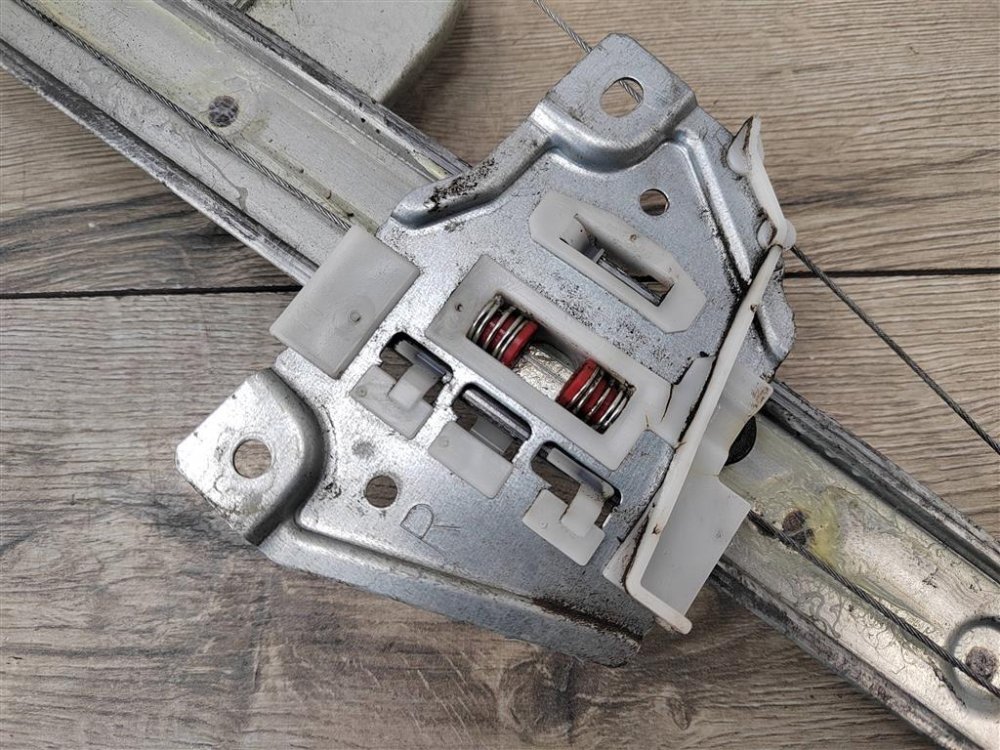 Стеклоподъемник, 700 рублей, Москва