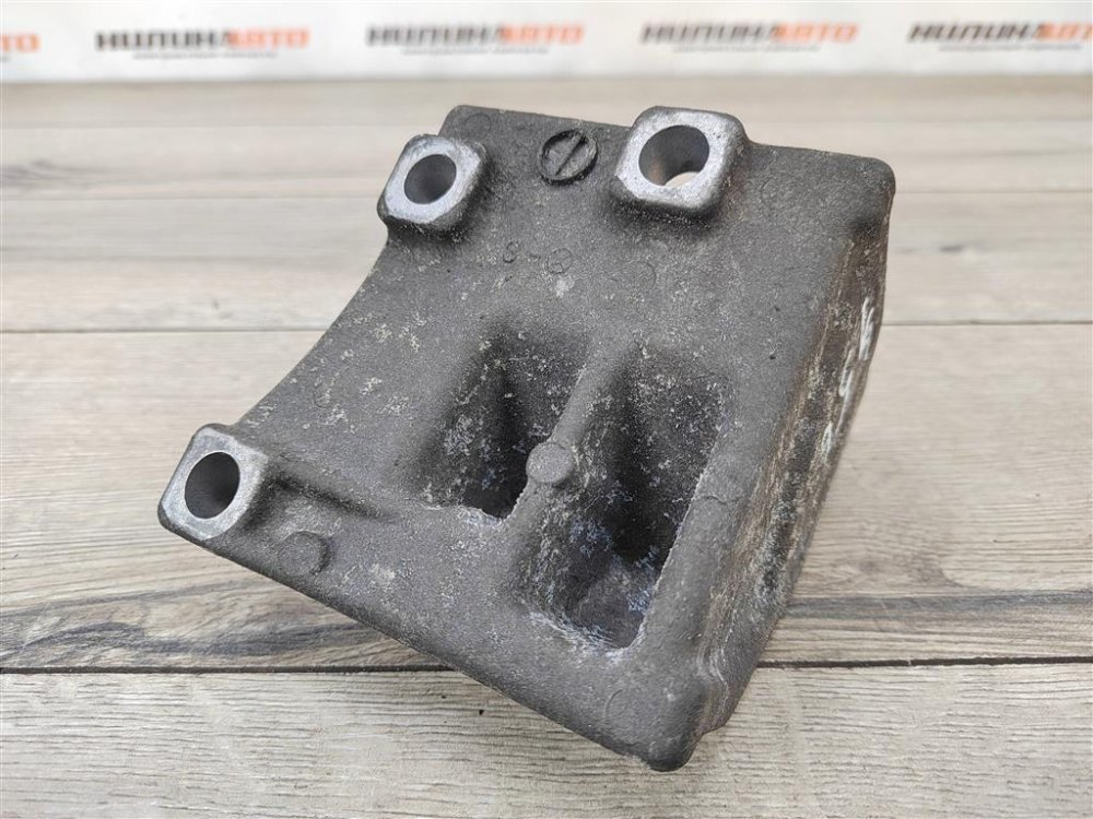 Кронштейн компрессора кондиционера, 500 рублей, Москва