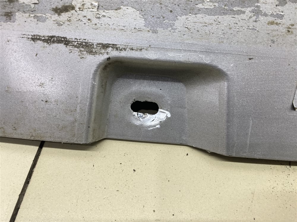 Накладка порога, 2000 рублей, Севастополь