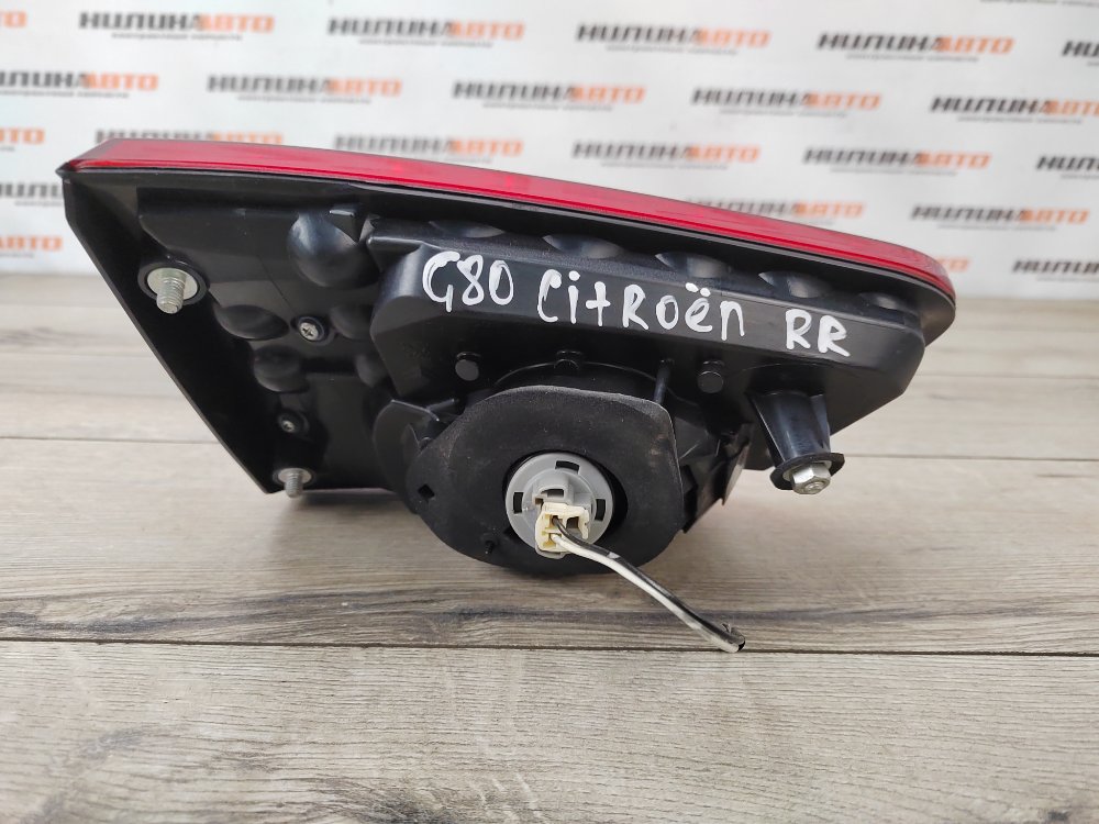 Фонарь в крышку багажника, 3000 рублей, Москва