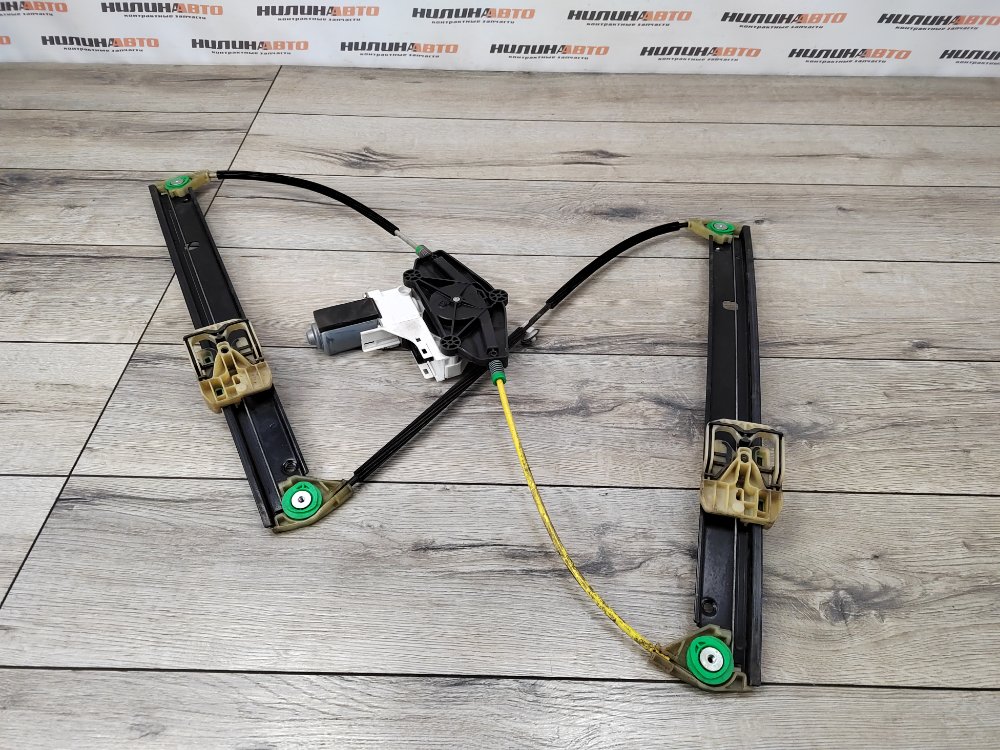 Стеклоподъемник, 1000 рублей, Москва