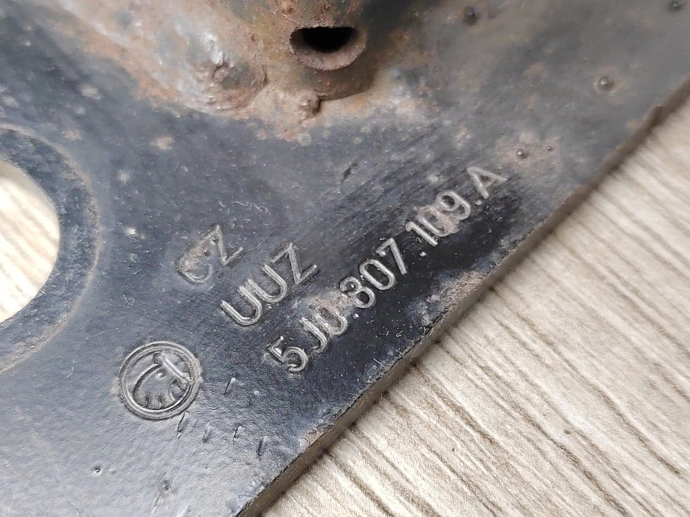 Усилитель бампера, 2000 рублей, Москва