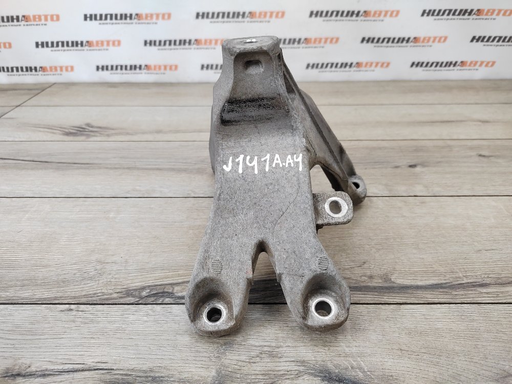 Кронштейн двигателя, 500 рублей, Москва