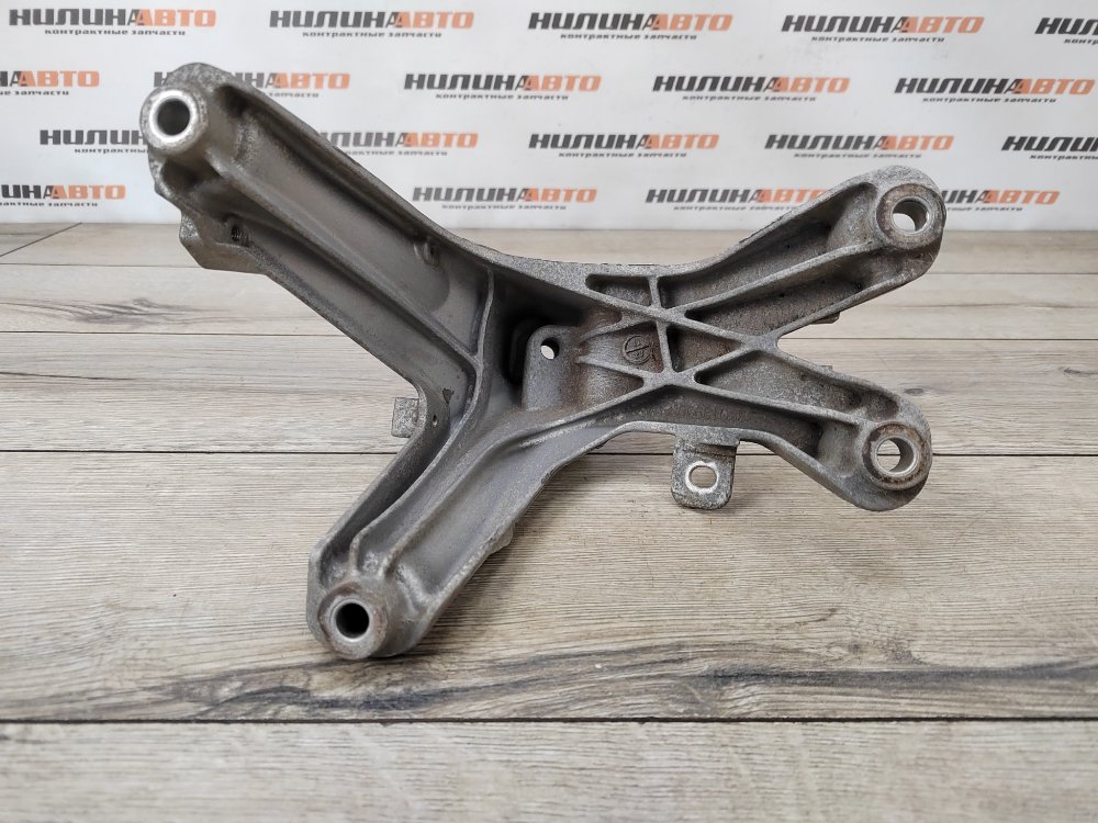 Кронштейн двигателя, 500 рублей, Москва