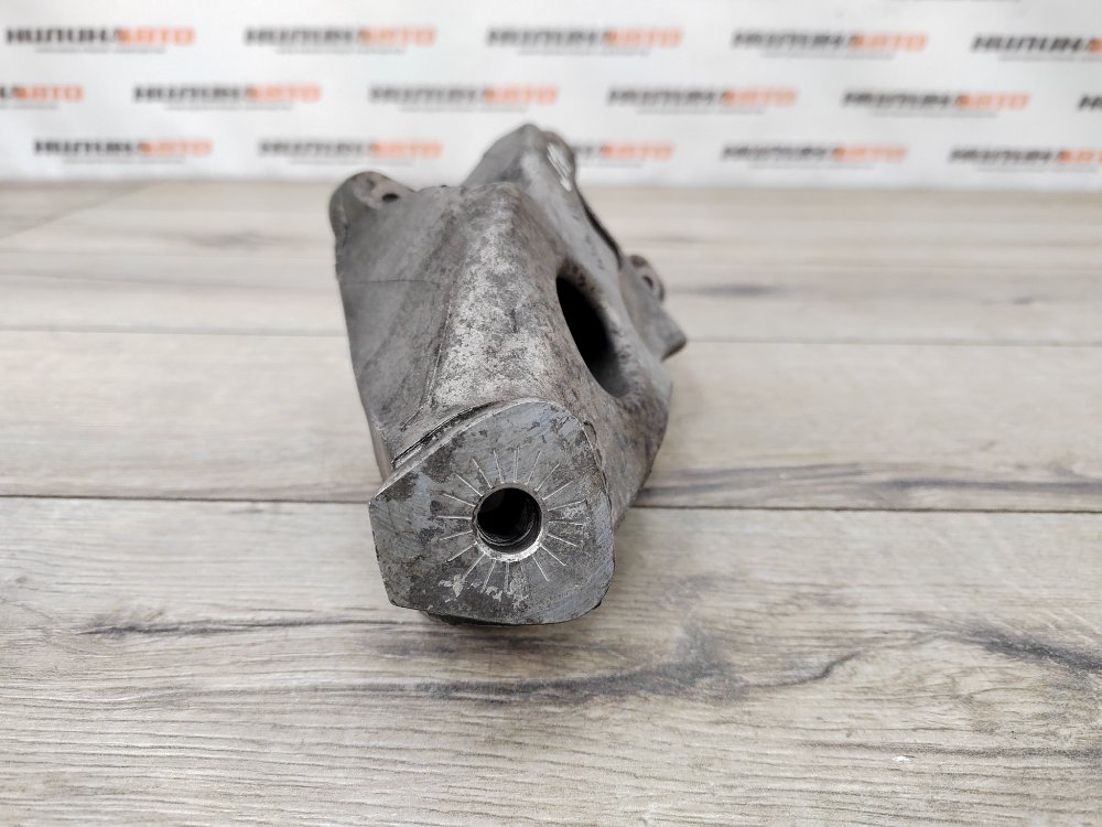 Кронштейн двигателя, 500 рублей, Москва