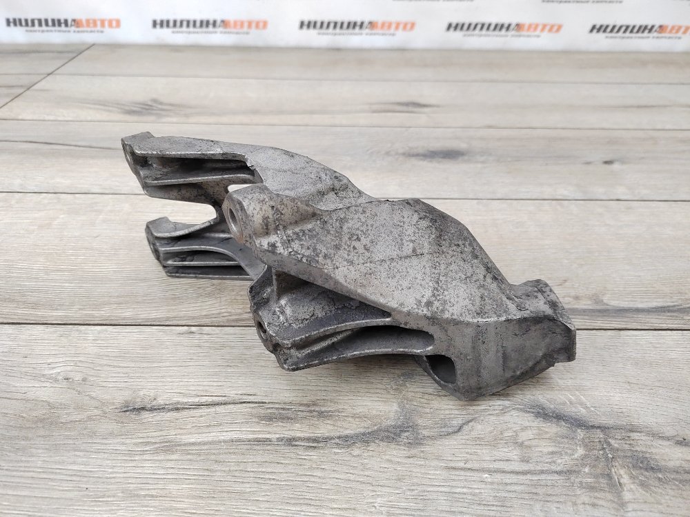 Кронштейн двигателя, 500 рублей, Москва