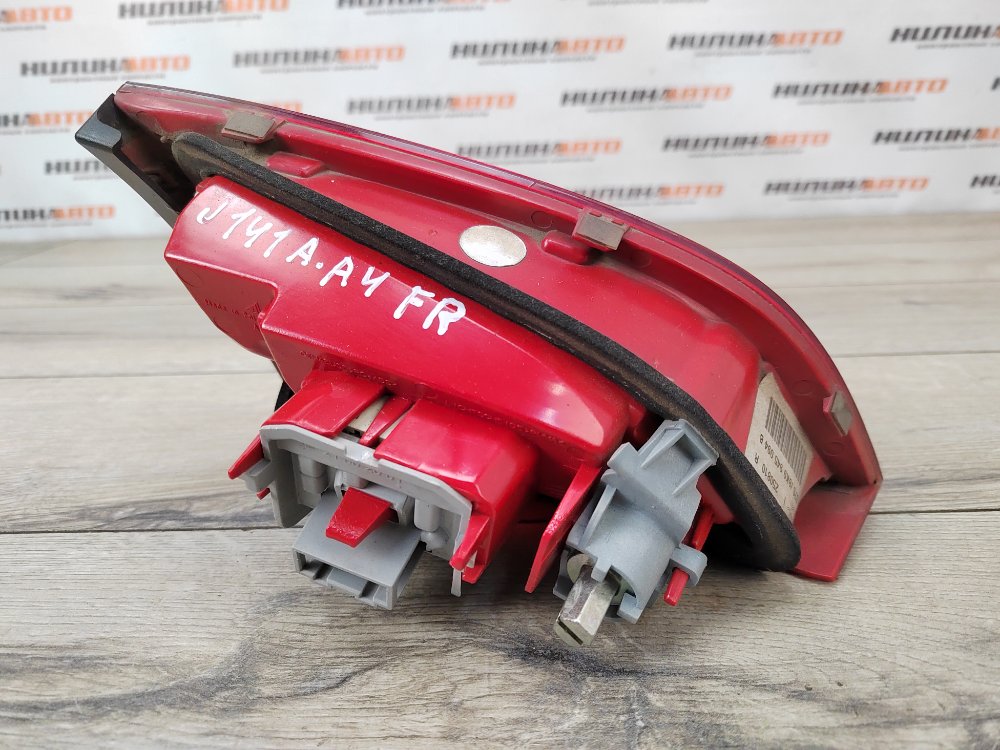 Фонарь в крышку багажника, 3000 рублей, Москва