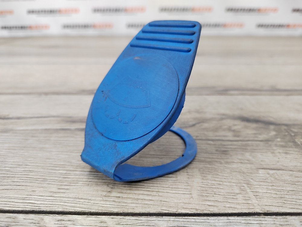 Крышка бачка омывателя, 200 рублей, Москва