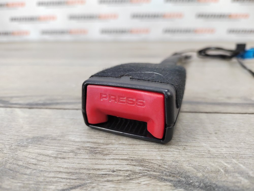 Замок ремня безопасности, 800 рублей, Москва