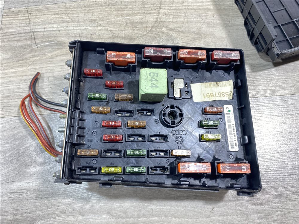 Блок предохранителей под капот, 2500 рублей, Севастополь