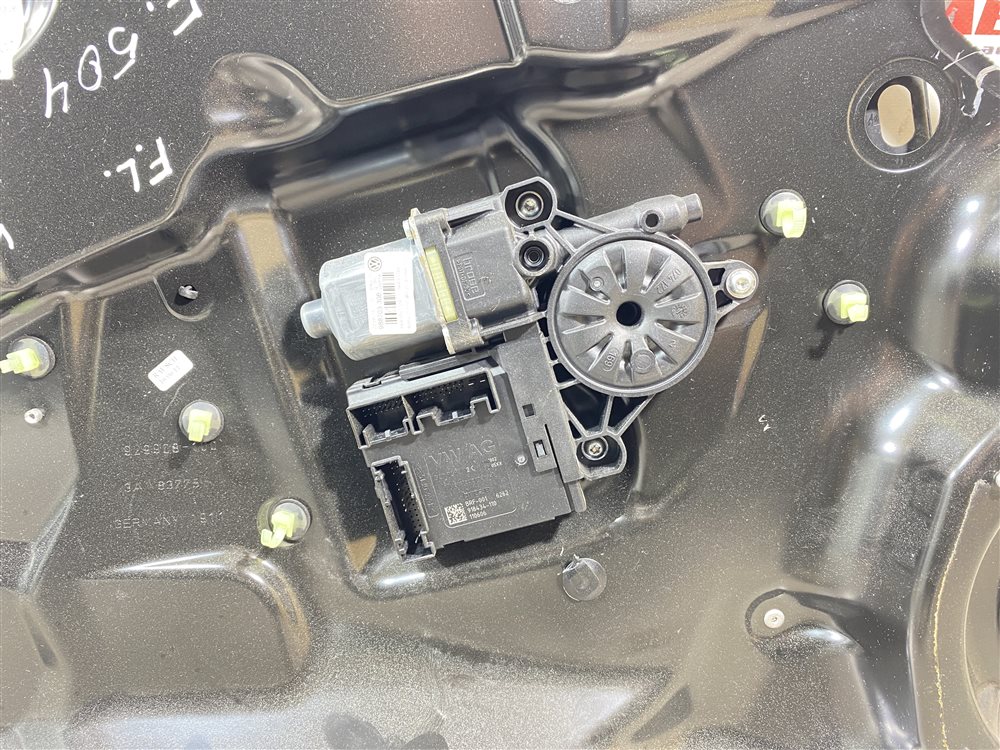 Стеклоподъемник, 4500 рублей, Севастополь