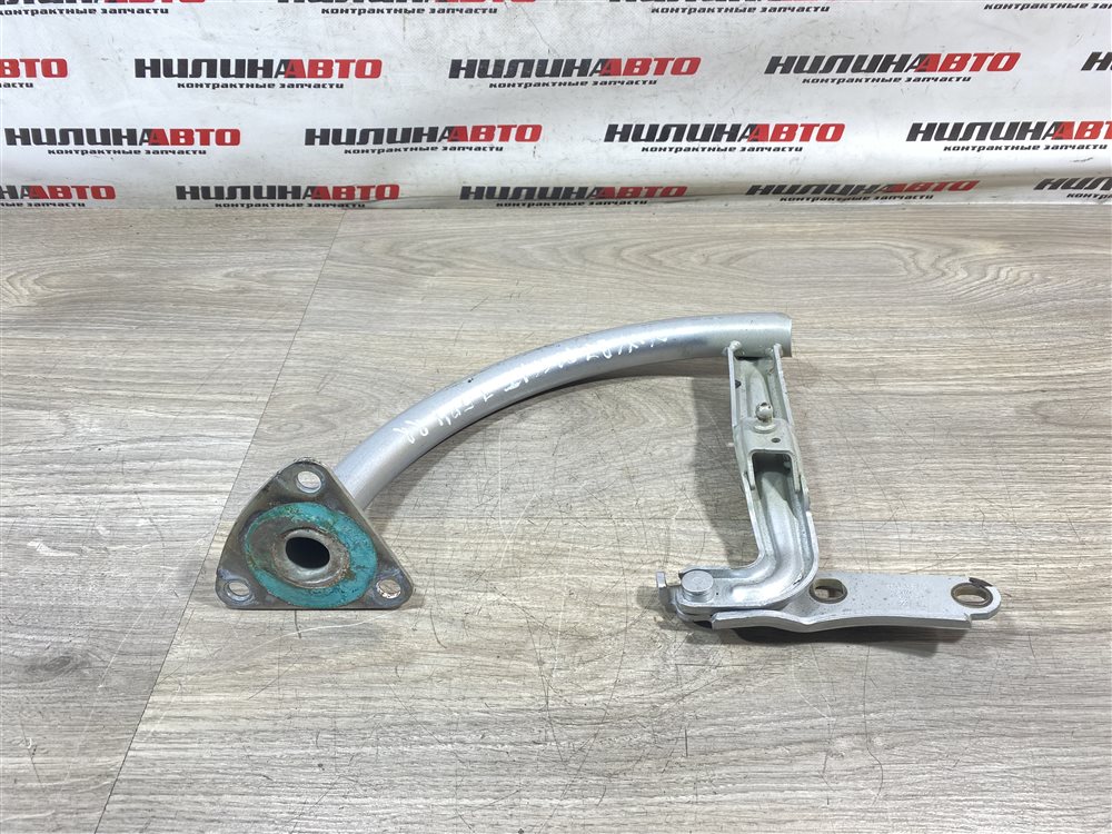 Петля крышки багажника, 500 рублей, Севастополь