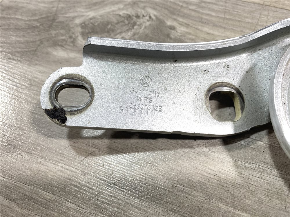 Петля крышки багажника, 500 рублей, Севастополь