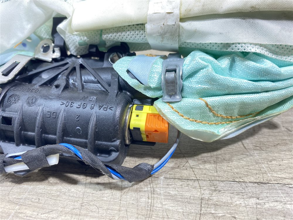 Подушка безопасности боковая, 2000 рублей, Севастополь