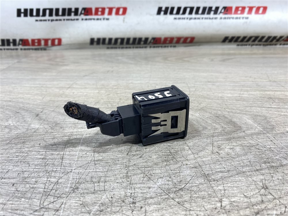 Кнопка корректора фар, 500 рублей, Севастополь