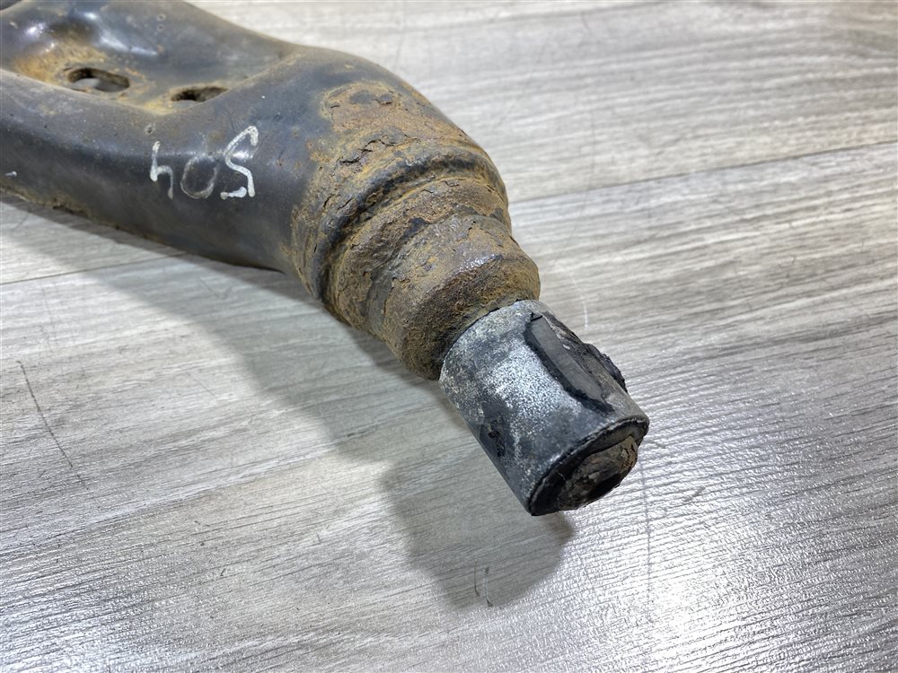 Рычаг передний нижний, 1500 рублей, Севастополь