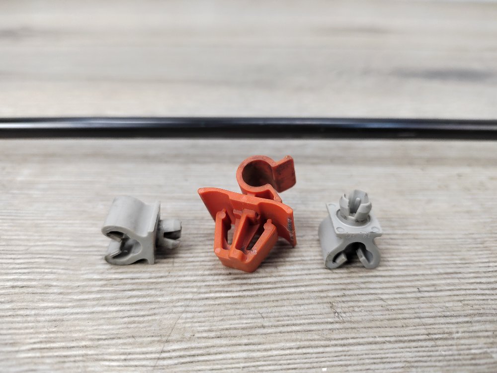 Упор капота, 600 рублей, Москва