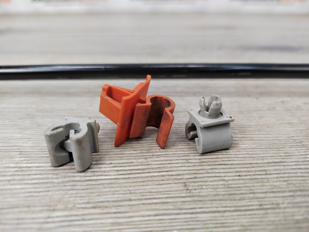 Упор капота, 600 рублей, Москва