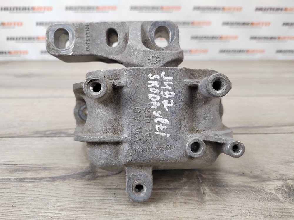 Подушка двигателя, 1400 рублей, Москва