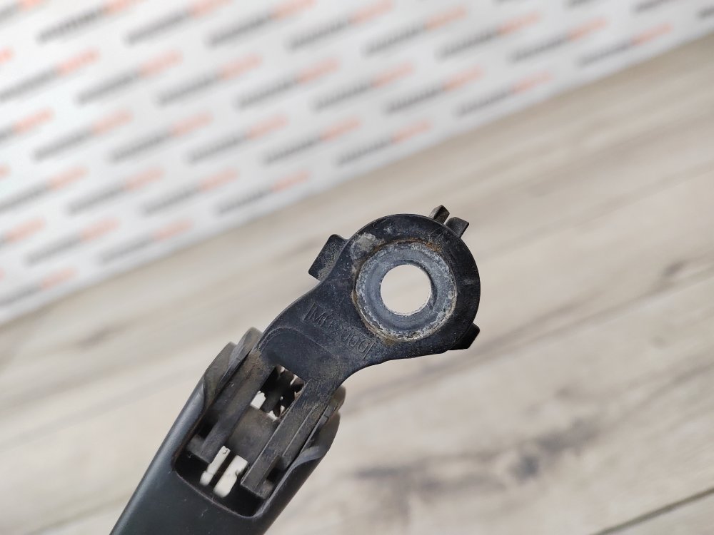 Поводок стеклоочистителя, 1000 рублей, Москва