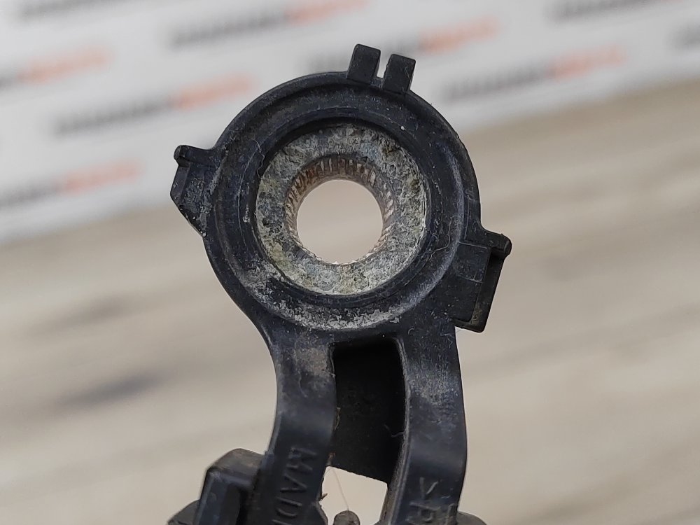 Поводок стеклоочистителя, 1000 рублей, Москва