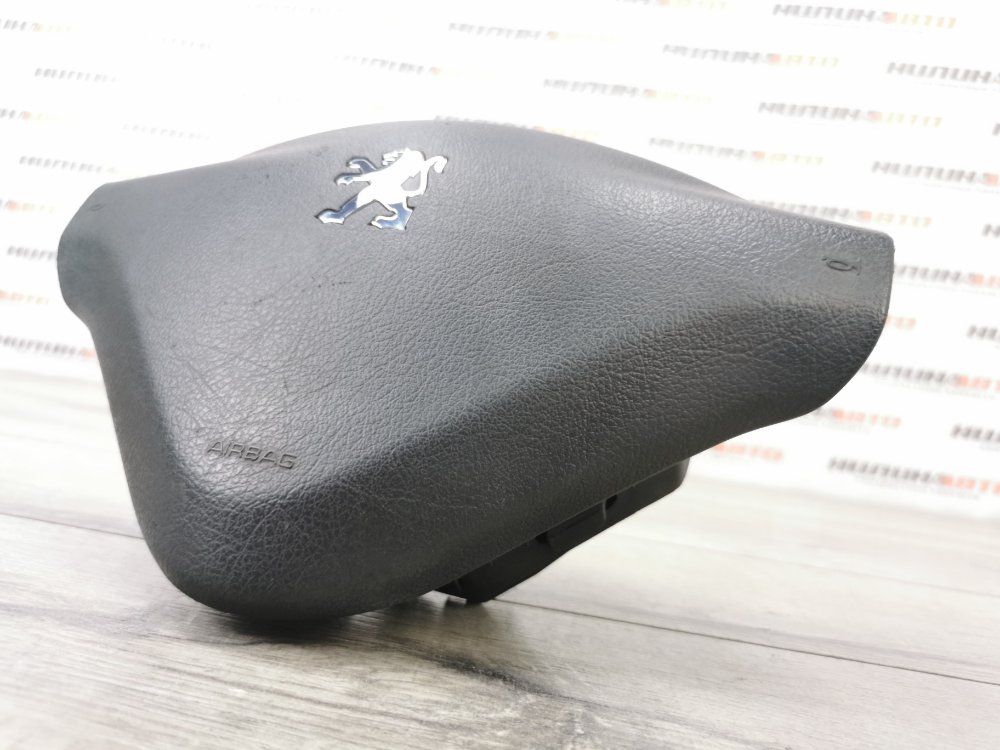 Подушка безопасности в руль, 1200 рублей, Москва