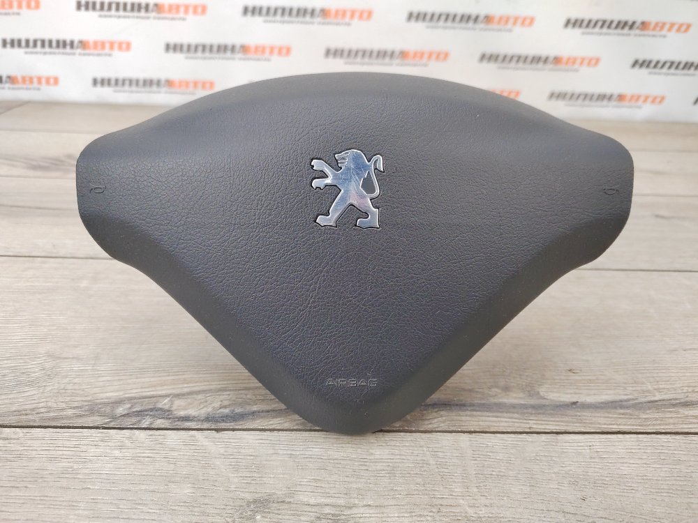 Подушка безопасности в руль, 1200 рублей, Москва