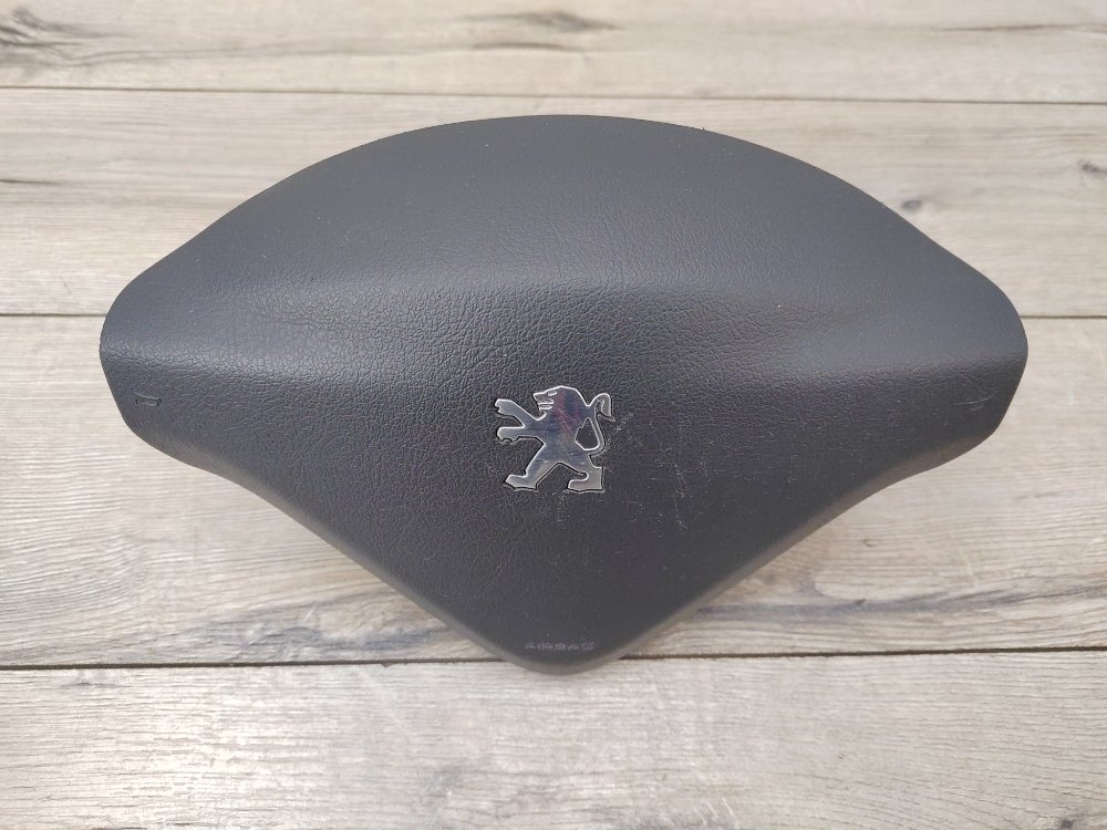 Подушка безопасности в руль, 1200 рублей, Москва