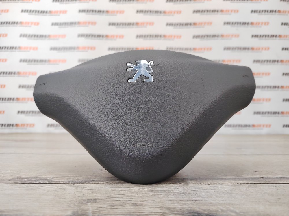 Подушка безопасности в руль, 1200 рублей, Москва