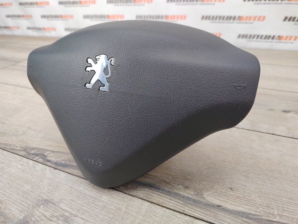 Подушка безопасности в руль, 1200 рублей, Москва