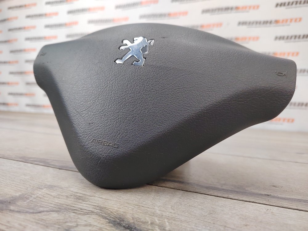 Подушка безопасности в руль, 1200 рублей, Москва