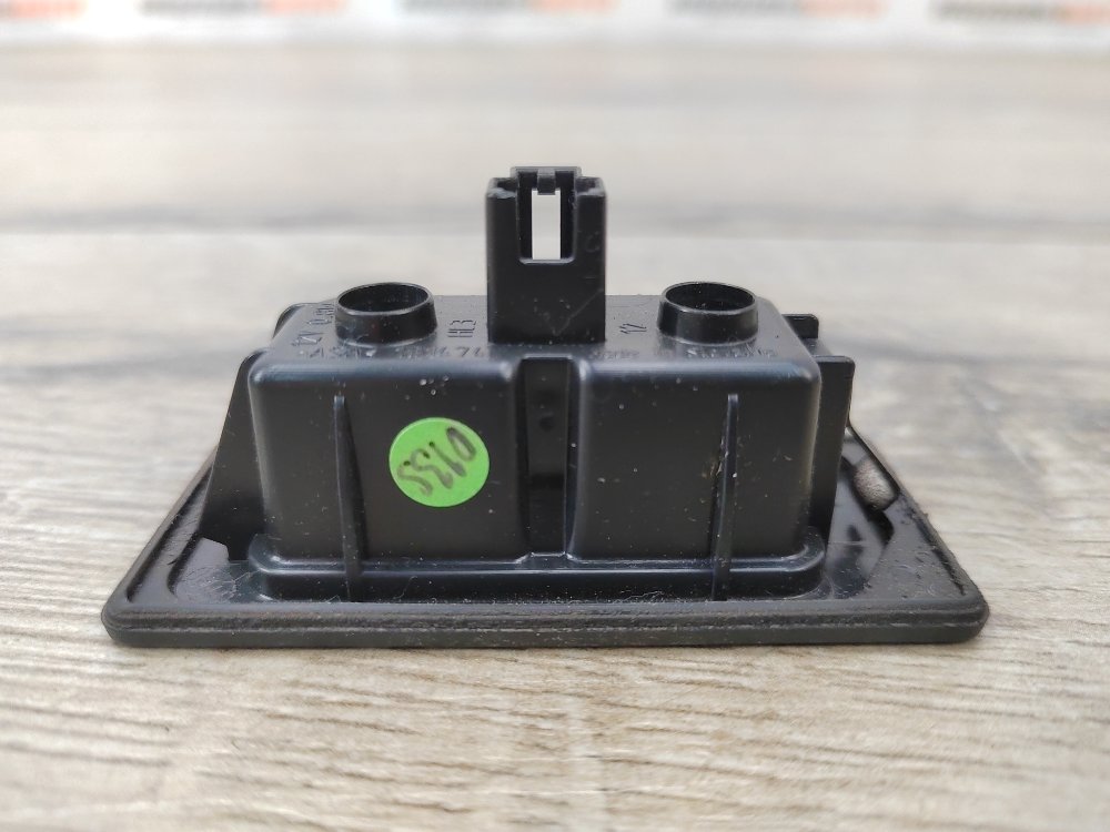 Фонарь подсветки номера, 500 рублей, Москва