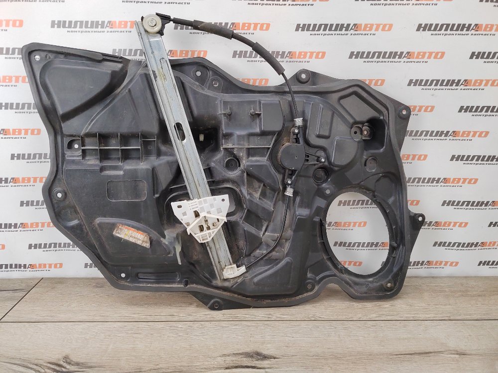 Стеклоподъемник, 1000 рублей, Москва