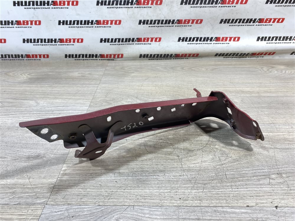 Кронштейн крыла, 2500 рублей, Севастополь