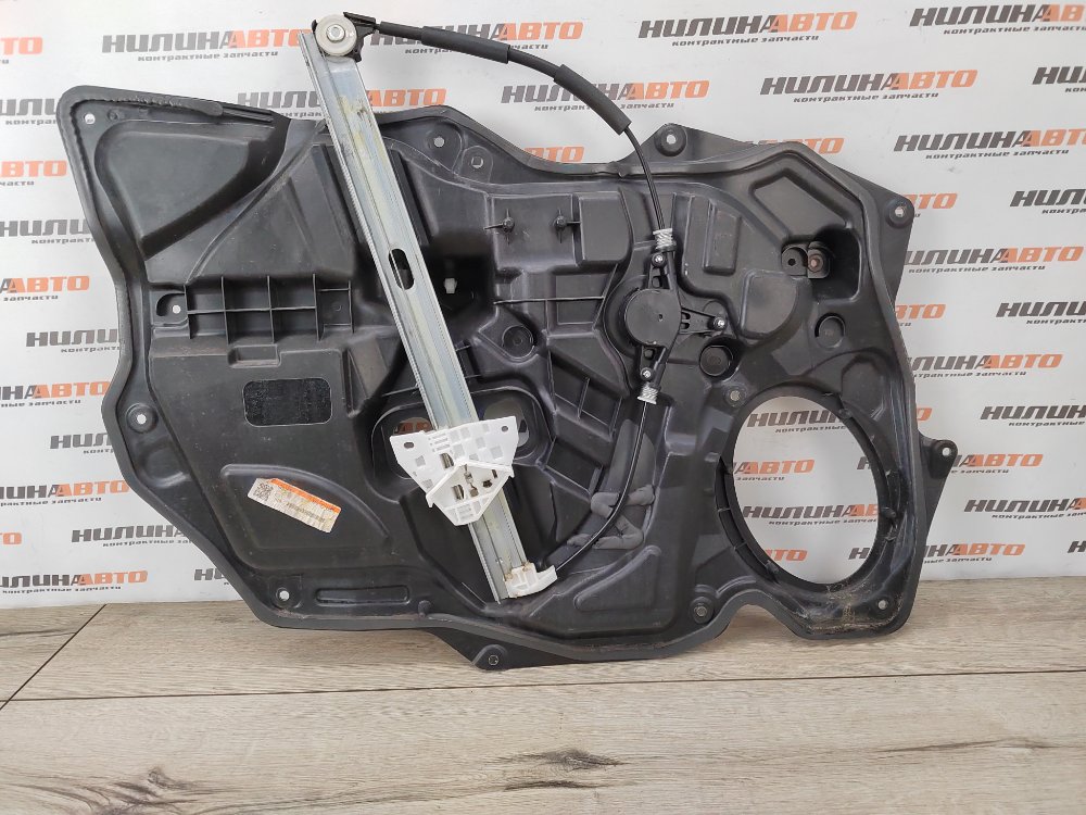 Стеклоподъемник, 1000 рублей, Москва