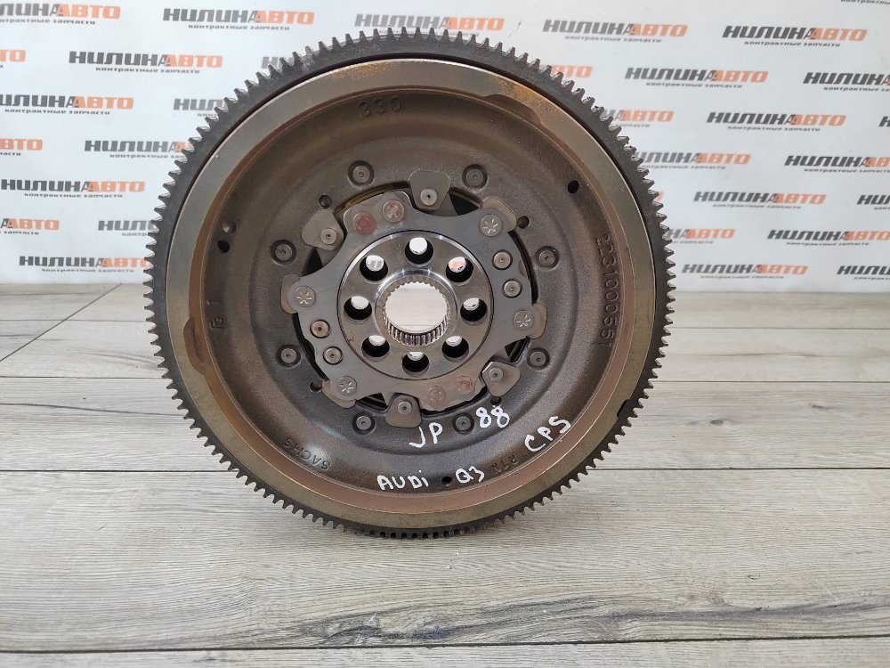 Маховик, 10000 рублей, Москва